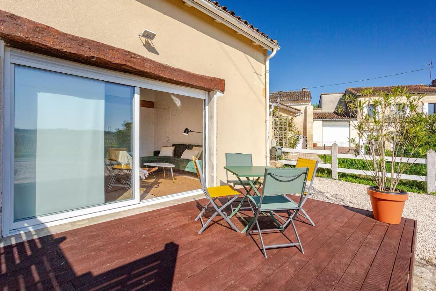 Guesthouse Les Maurins Saint-Sulpice-de-Faleyrens Exterior foto